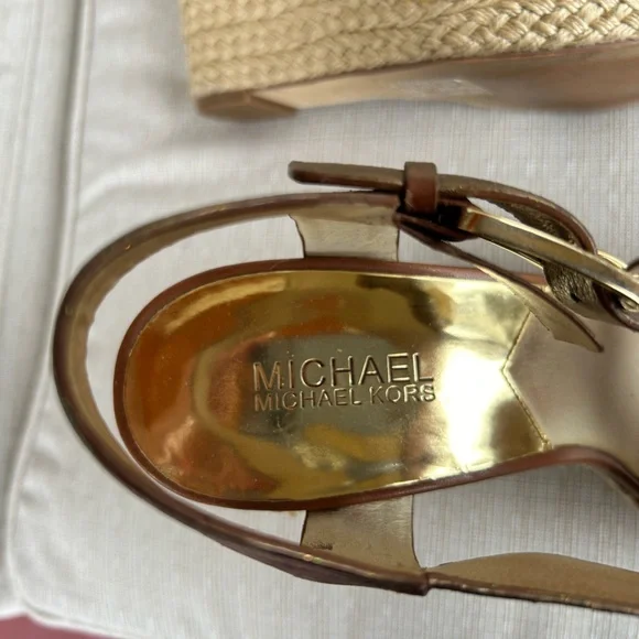 Michael Kors Espadrille Sandals, size 10 - Picture 5 of 5